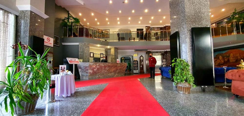 Grand Isias Hotel Adiyaman Exterior photo