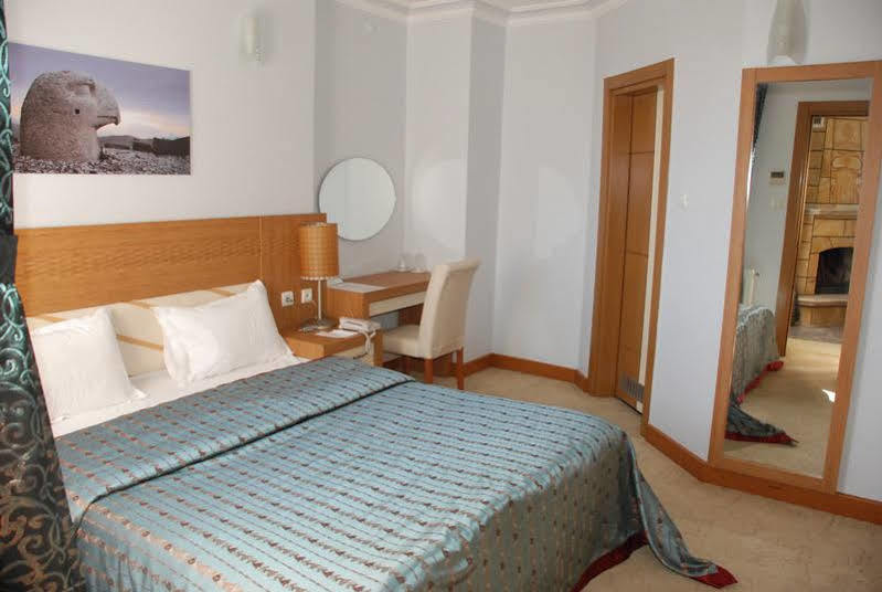 Grand Isias Hotel Adiyaman Exterior photo